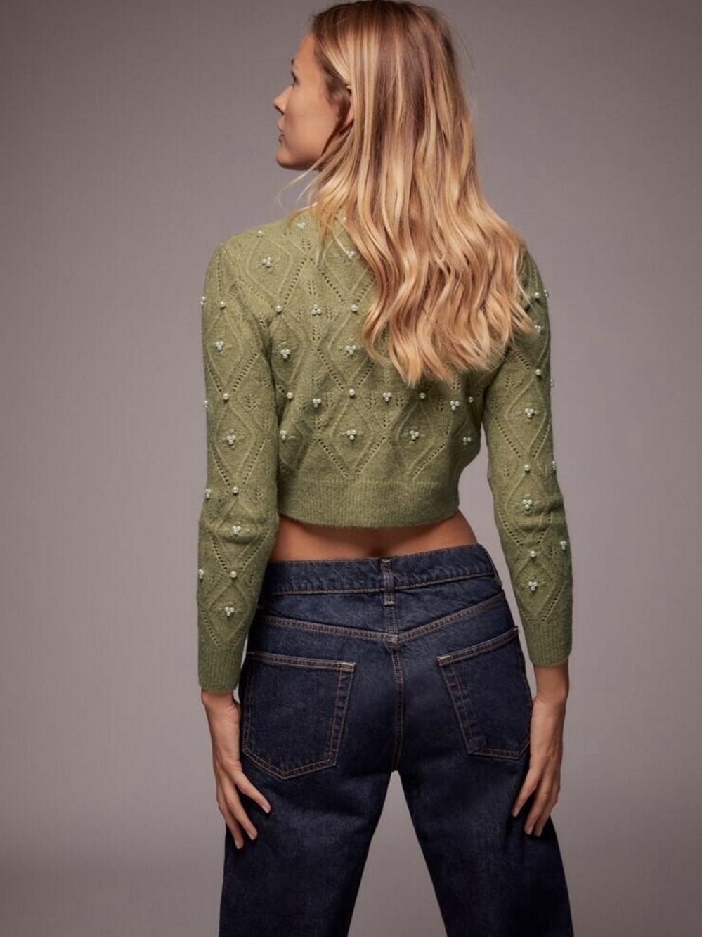 ZARA GREEN KNIT SWEATER WITH WHITE PEARLS
